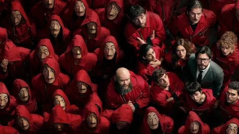 Кадр из сериала Бумажный дом